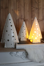 Sapin blanc et doré lumineux