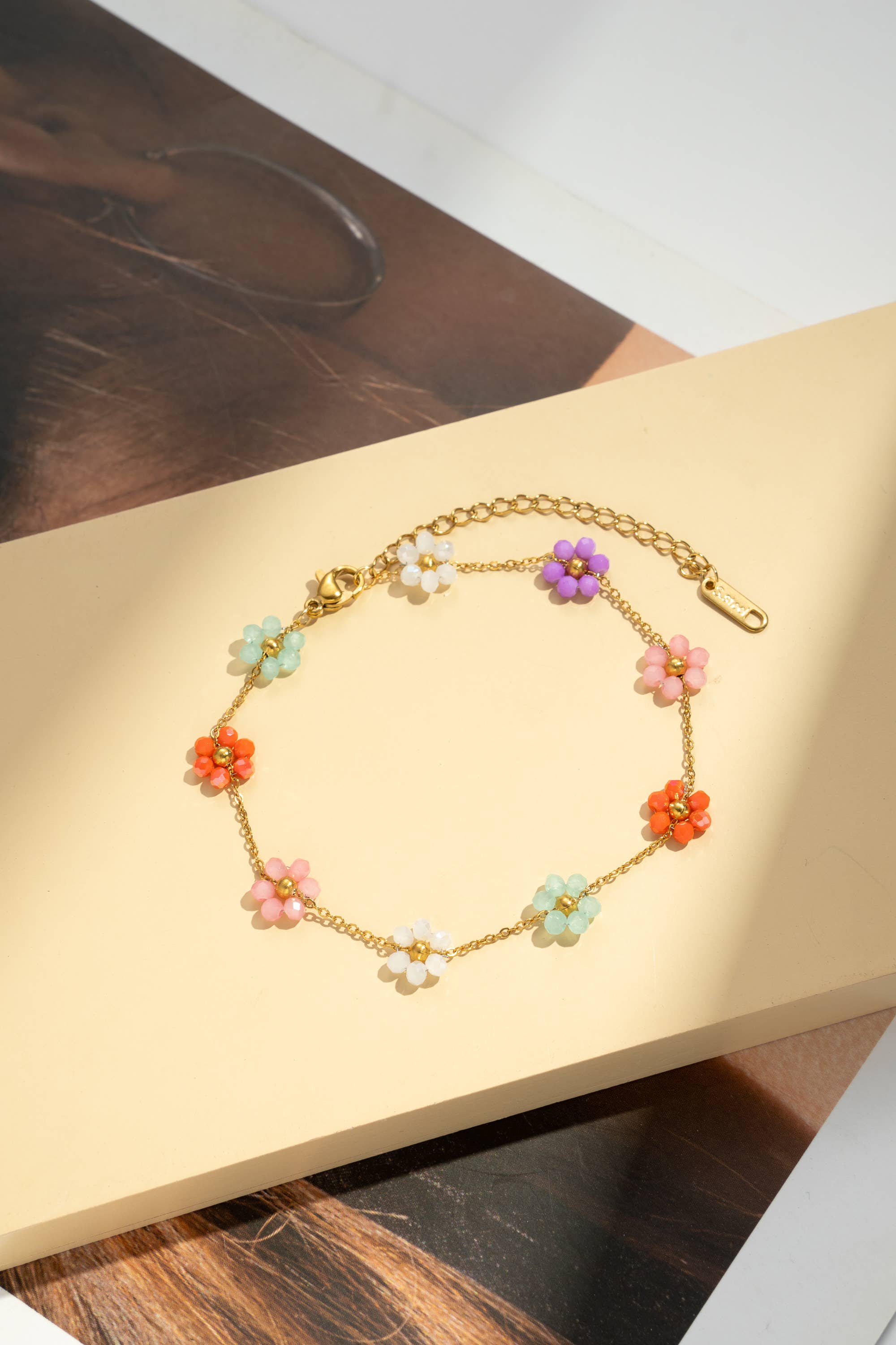 Chaîne cheville fleurs colorée délicate acier été lumineuse: Multicolore