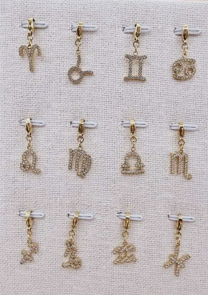 Collier initiale + léopard