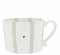 Tasse mit BC-Linien