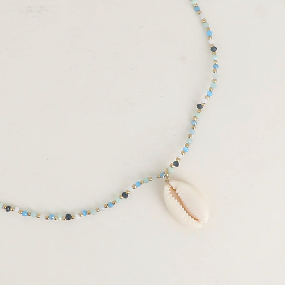 Collier perles & coquillage bleu