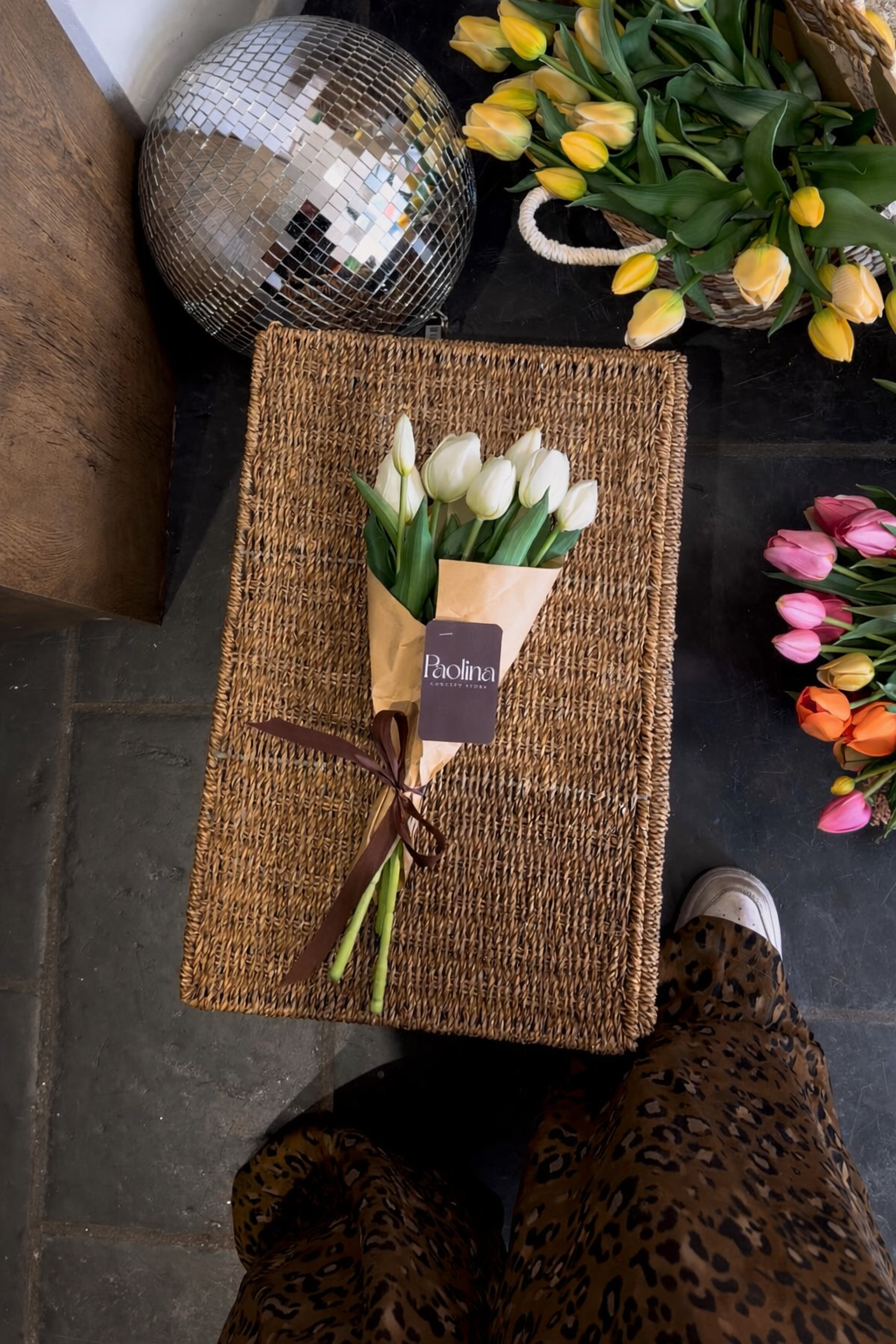 Strauß weißer Tulpen