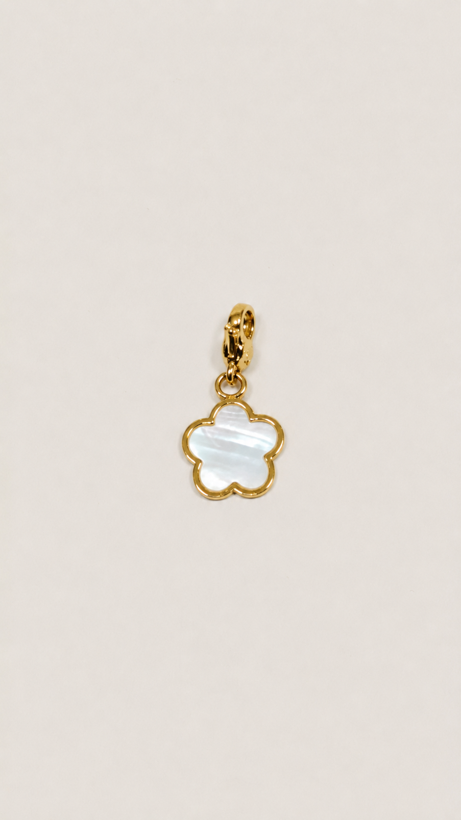 Charms fleur nacre